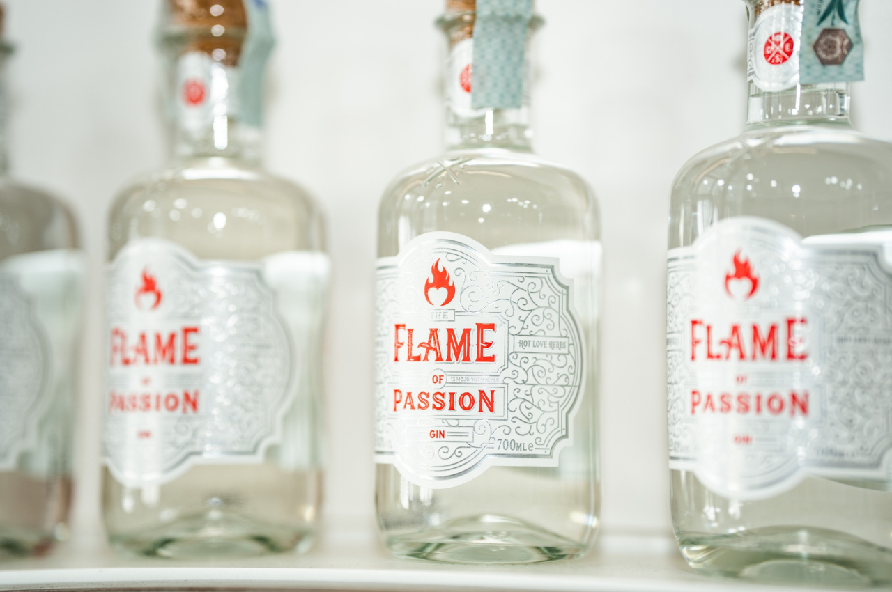 Flame of Passion Gin Story 1/3