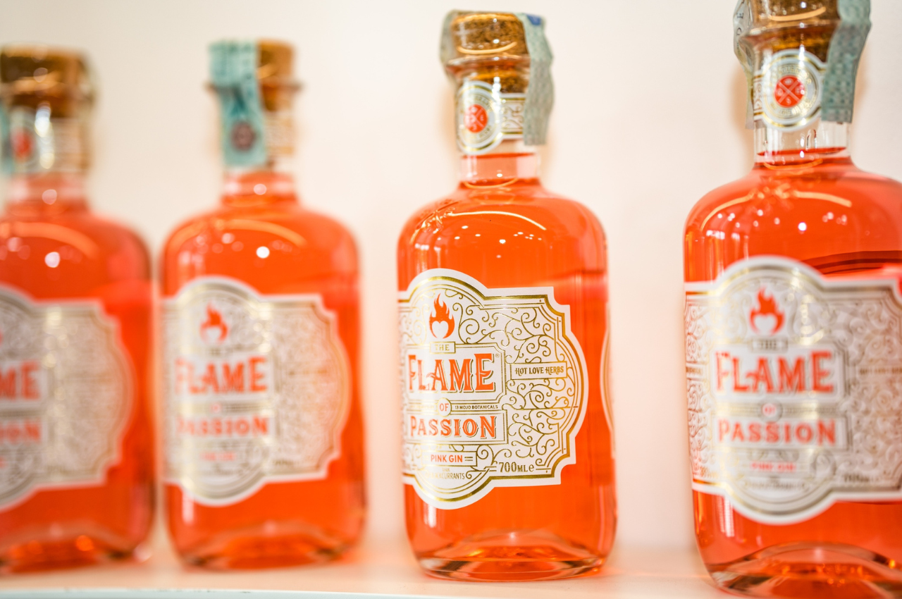 Flame of Passion Pink Gin Story 1/3