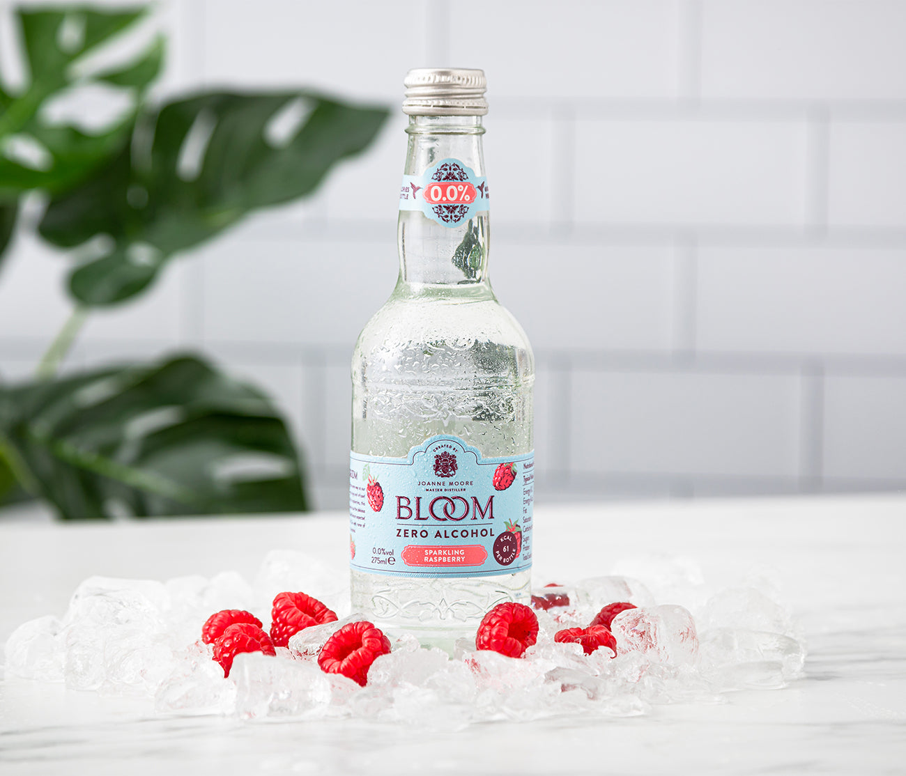 bloom-sparkling-raspberry-trady-to-drink-cocktail (2).jpg